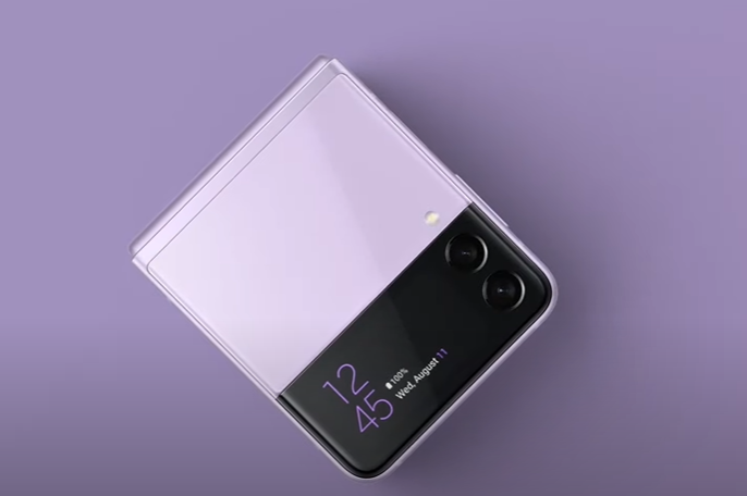 Samsung Z Flip3: Best Pocketable Large Phone